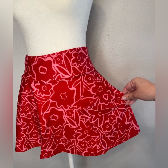 Women’s XS Galway Golf Skirt in Red Floral Edge EMYVALE GOLF - Picture 9 of 13